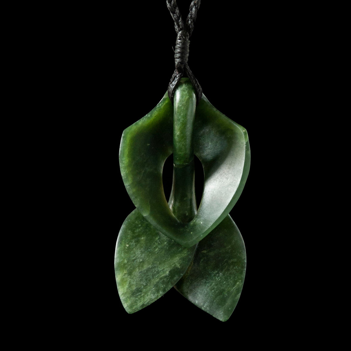 Sculpted leaf pendant