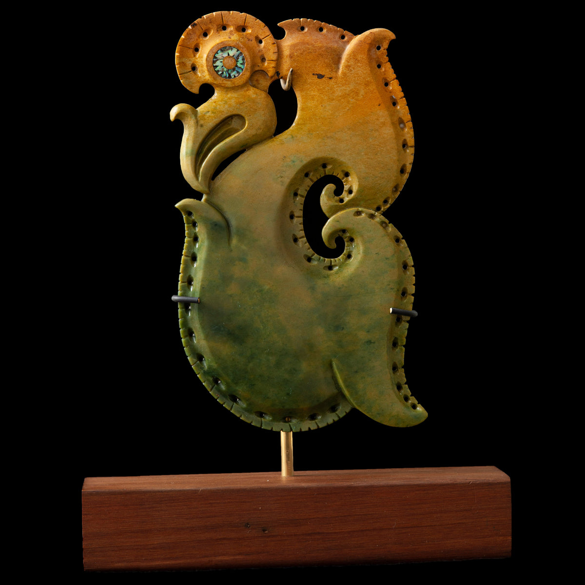 Flower jade manaia sculpture